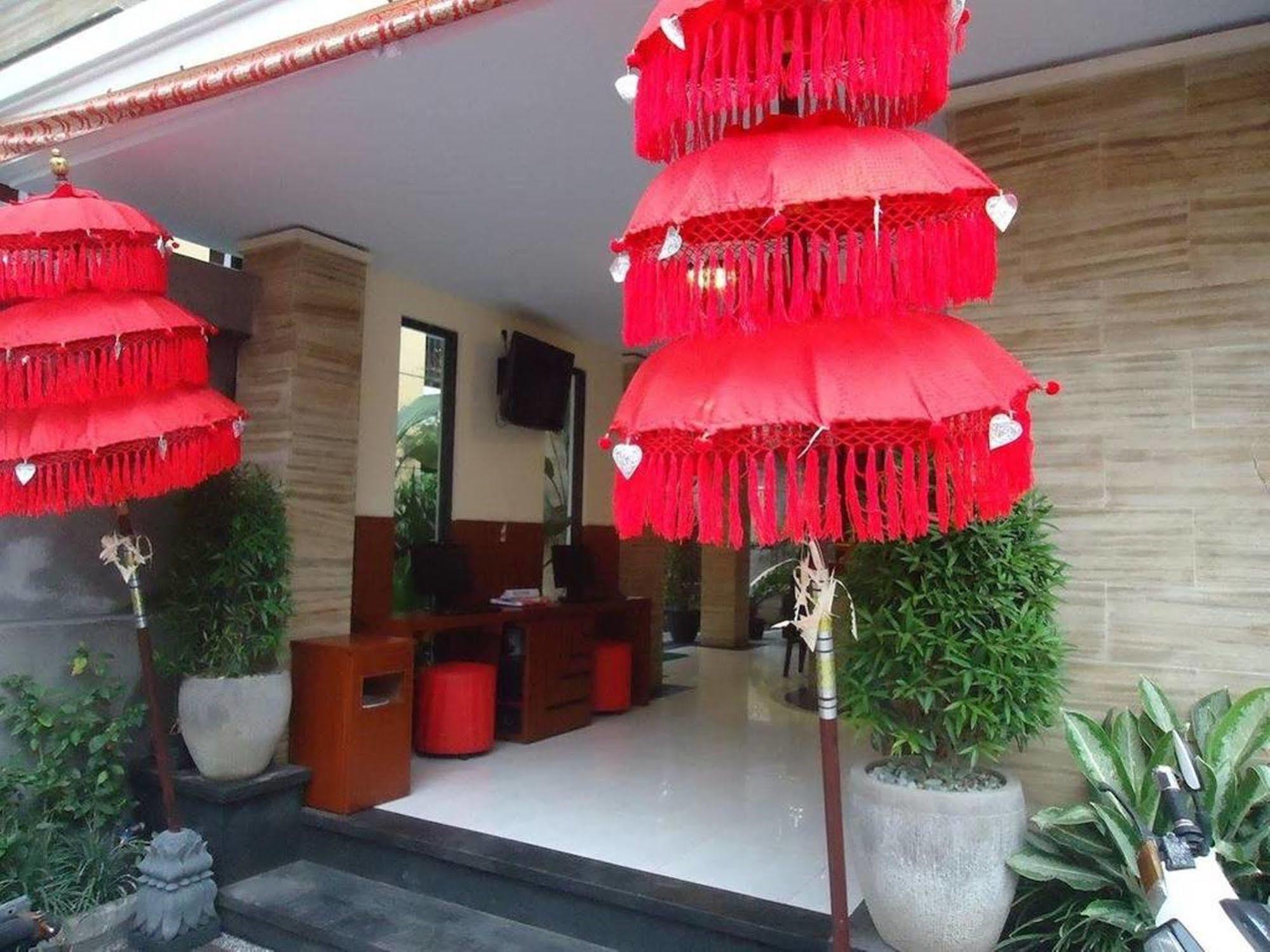 Kondra Premiere Guest House Kuta Kuta Lombok Buitenkant foto