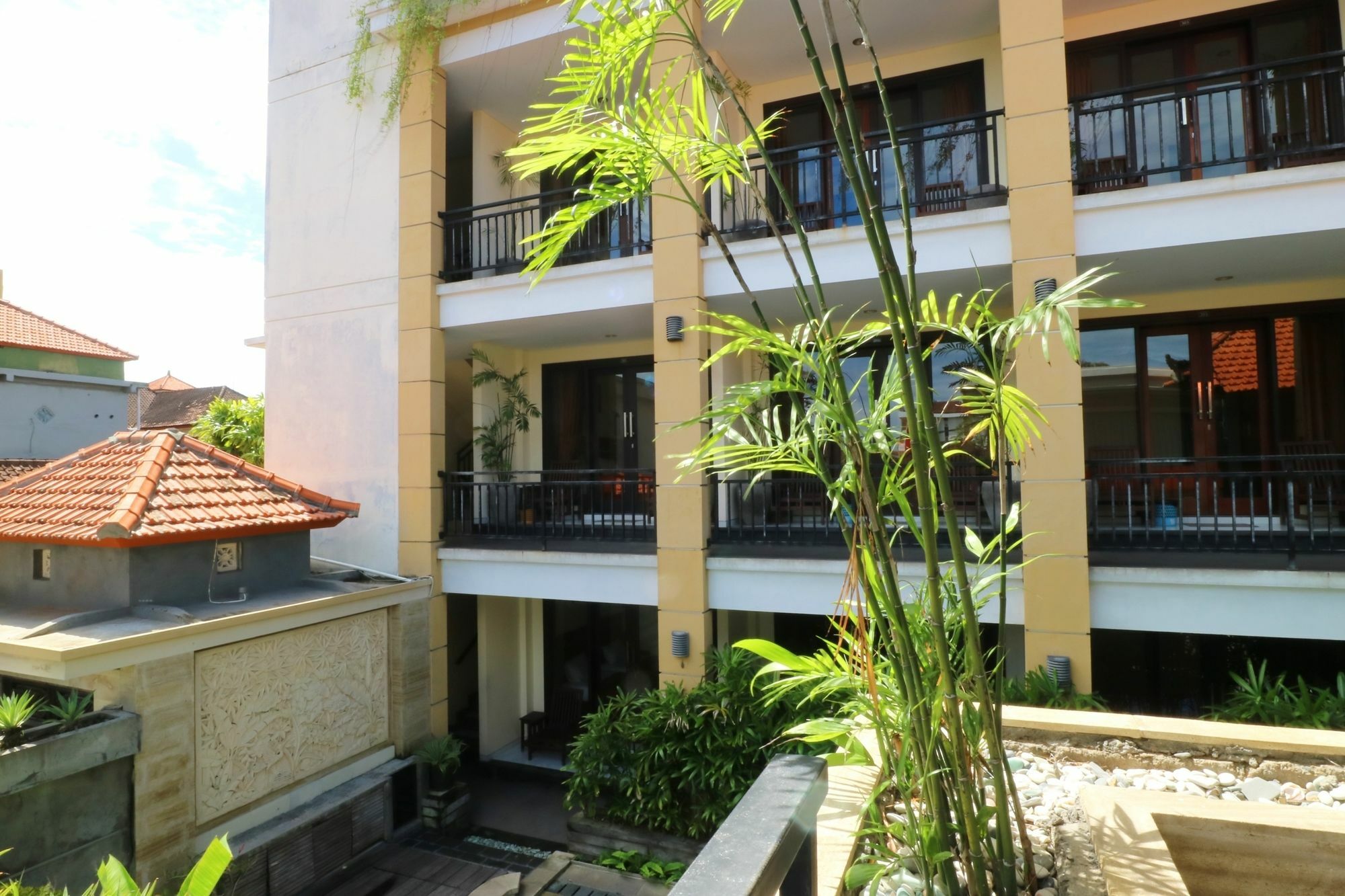 Kondra Premiere Guest House Kuta Kuta Lombok Buitenkant foto