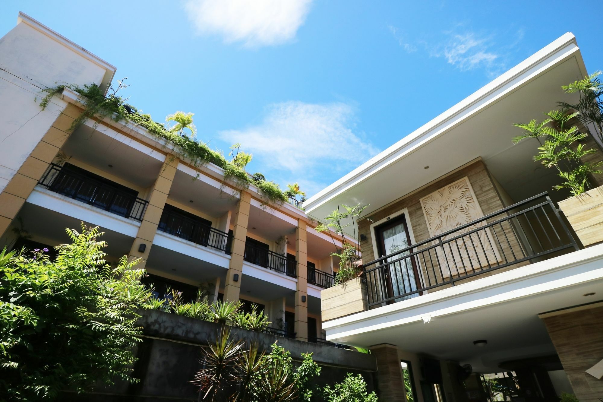 Kondra Premiere Guest House Kuta Kuta Lombok Buitenkant foto