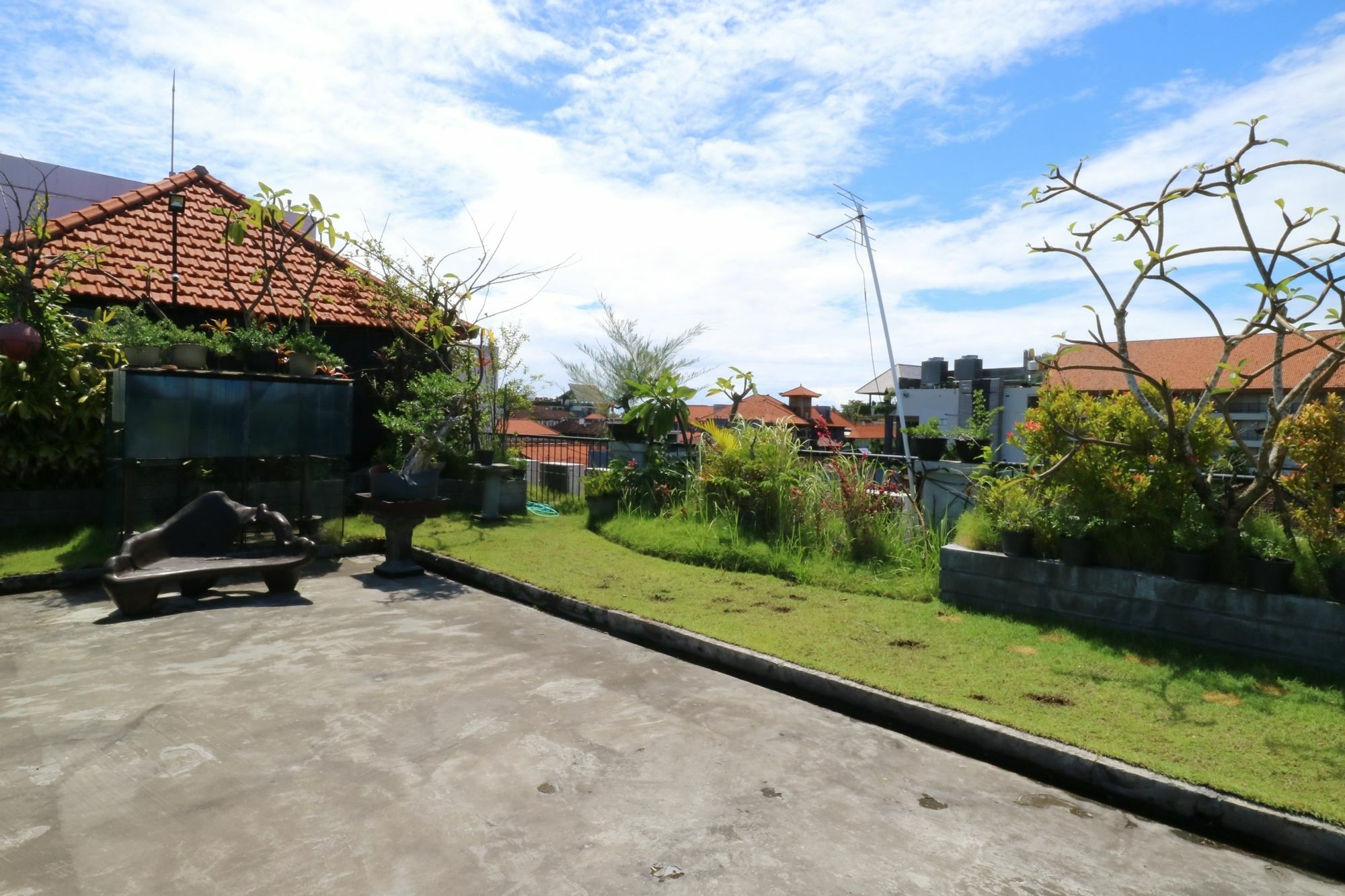 Kondra Premiere Guest House Kuta Kuta Lombok Buitenkant foto